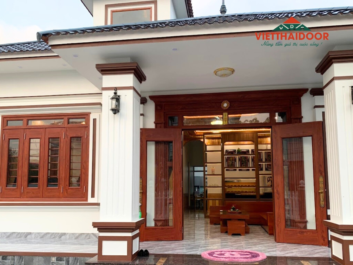 KHÁM PHÁ CẤU TẠO CỦA CỬA THÉP VÂN GỖ